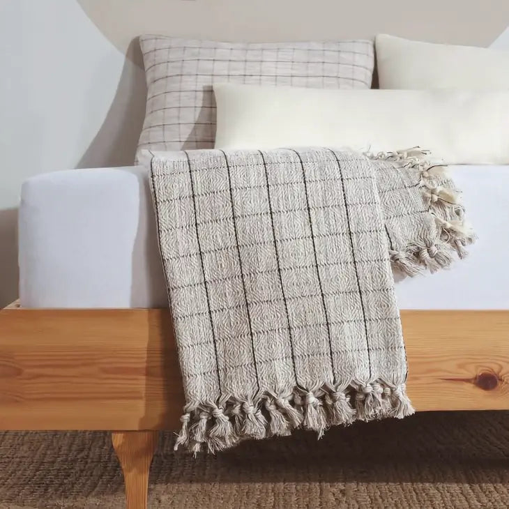 Minimalist 100% Cotton Throw Blankets & Bedspreads