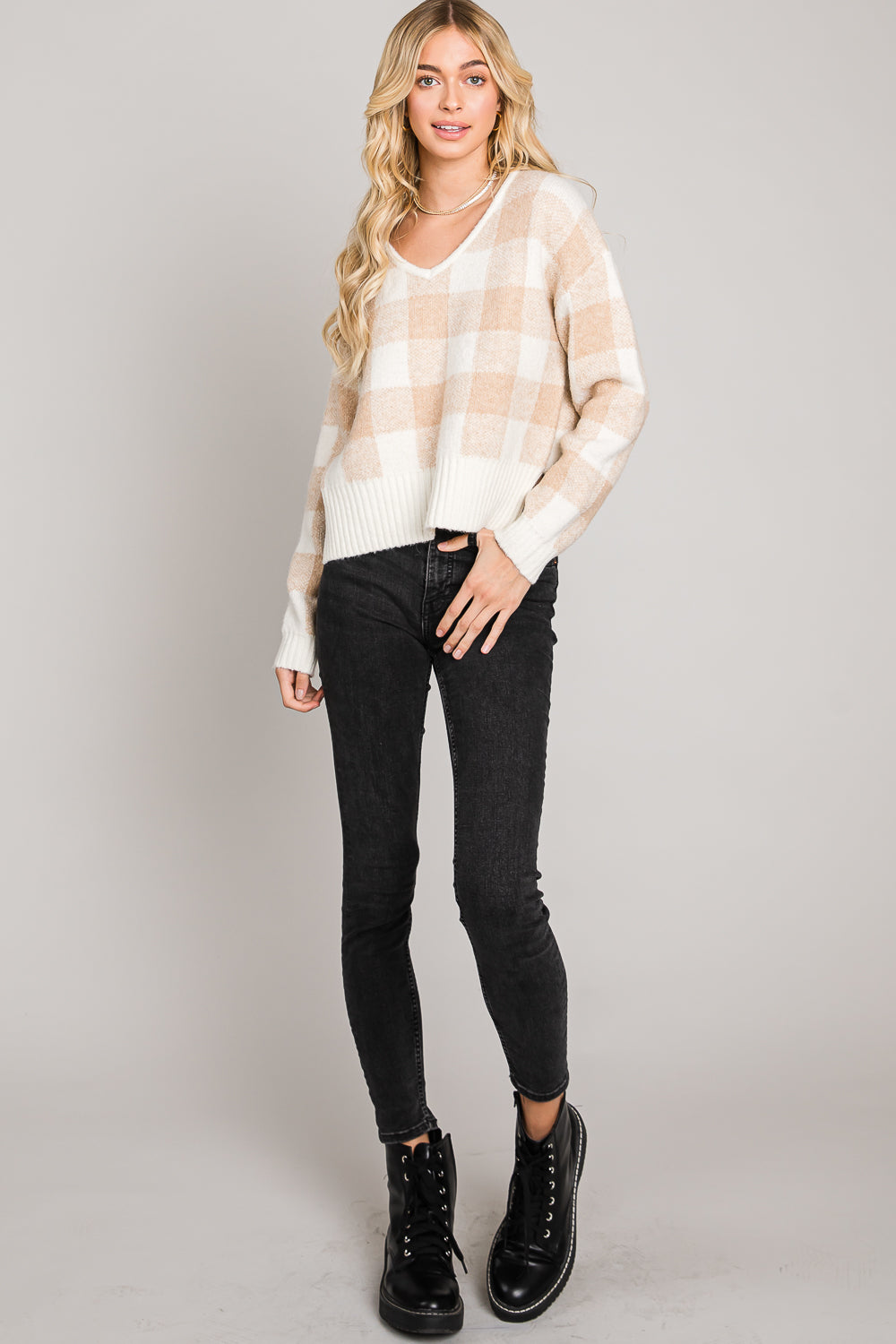 Cozy V-neck Plaid Pullover Sweater
