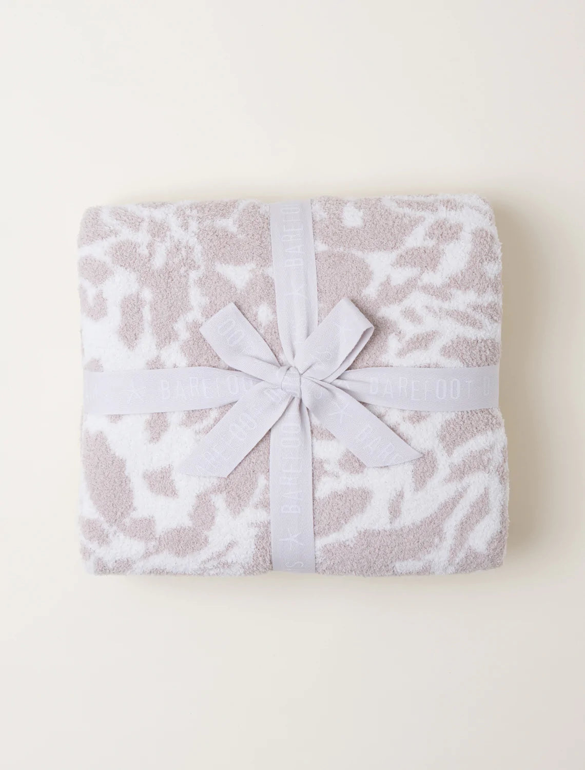 Barefoot Dreams CozyChic Cream/Sand Dollar Bloom Blanket - Thumbnail 2