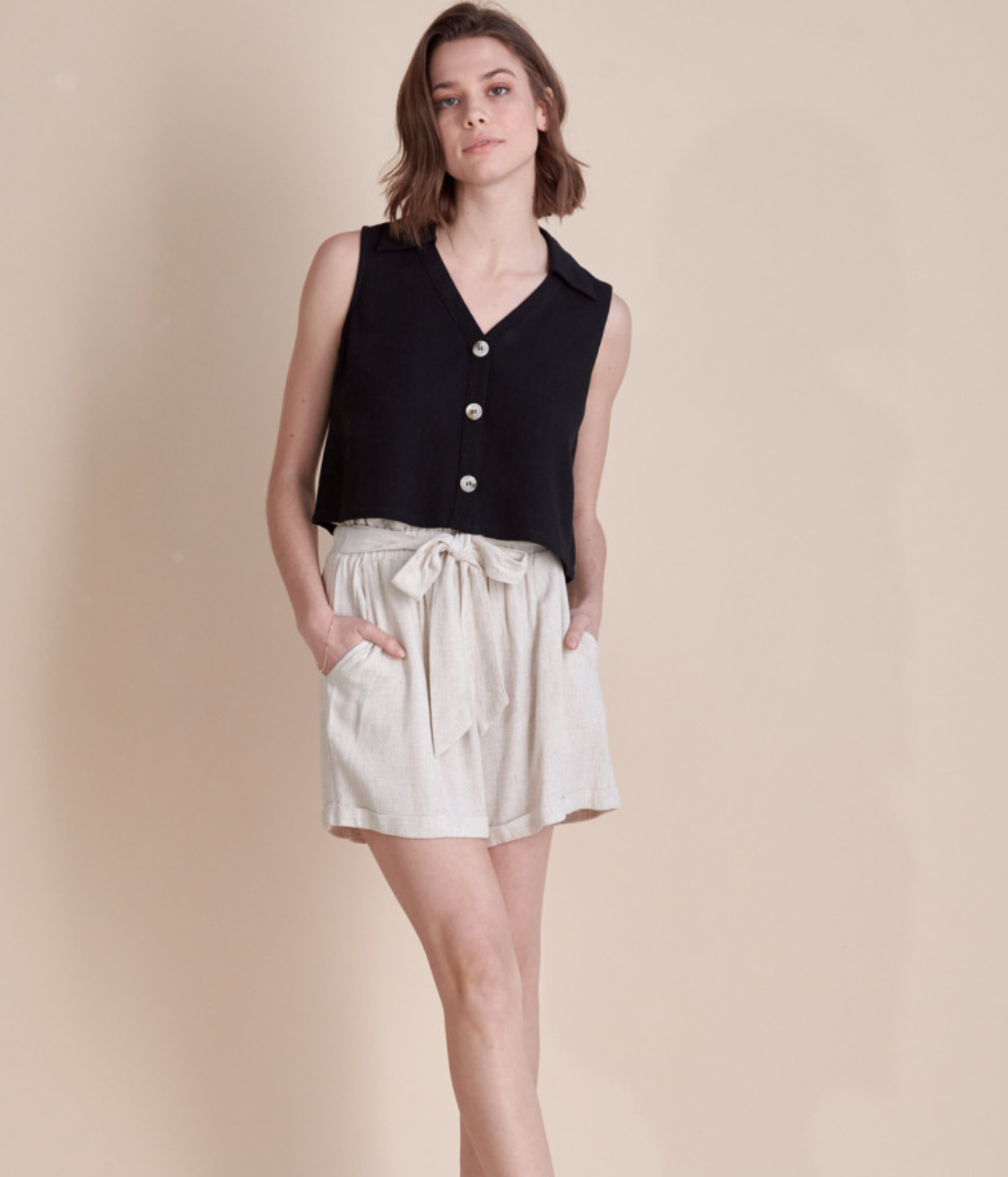 Sleeveless Linen Collared Top