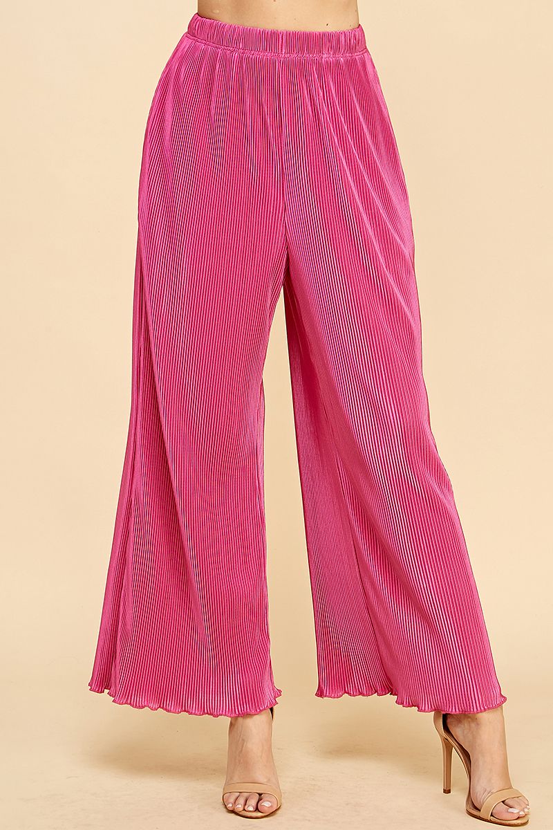 Relaxed fit, full length pleated pants